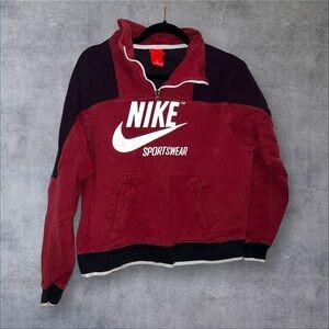 Vintage‎ Nike Red Sportswear Pullover size medium